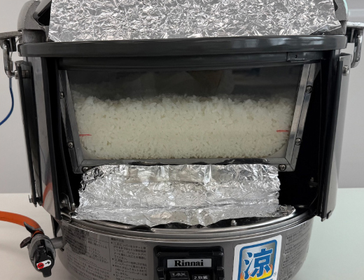 おこめの食べ比べ